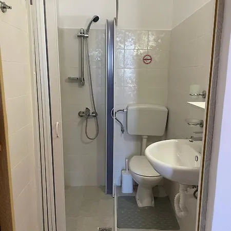 בית הארחה Il Ponte Room4 Asklipiion